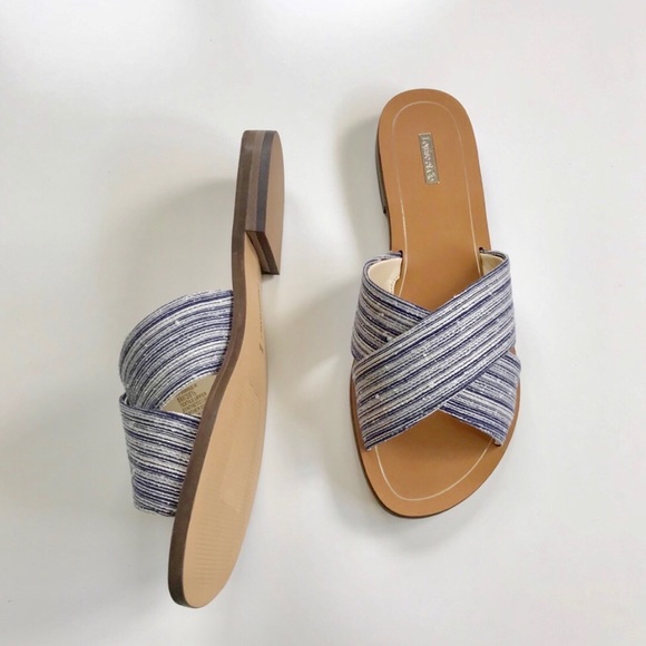 Louise et Cie Shoes - Louise et Cie Bonnie Slide Sandals Size 9